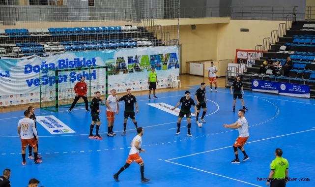 Sakarya Büyükşehir hentbol ligin ilk yarısını Ankaragücü maçıyla tamamlayacak