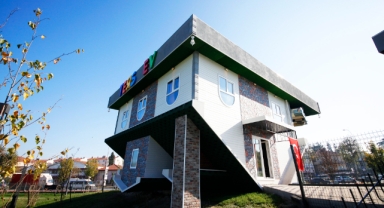 Başkan Ekrem Yüce’den öğrencilere Ters Ev müjdesi