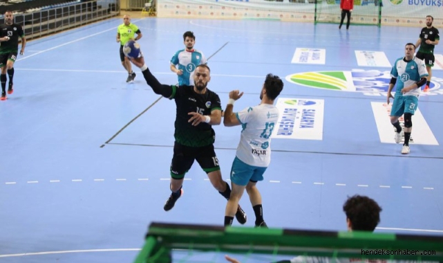 Hentbolda ikinci devre başlıyor: Büyükşehir galibiyet için parkeye çıkacak