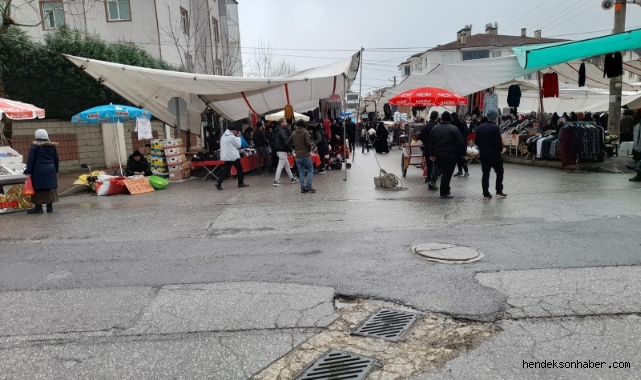 Muhtar İsmet İskefiyeli'den  Semt Pazarı Çıkışı