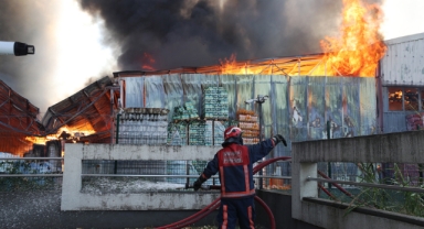 Sakarya Büyükşehir hazır kıta: En zor anlarda binlerce kişiye 'hayat' oldular