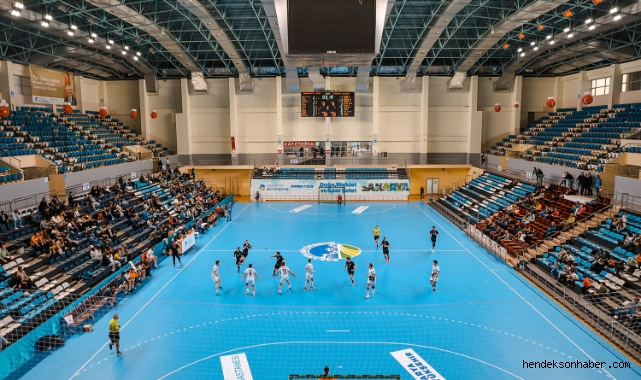 Sakarya Büyükşehir Hentbol zirve takibini sürdürdü