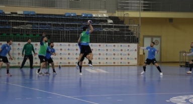 Sakarya Büyükşehir hentbolda hedef iki kupayı da kazanmak