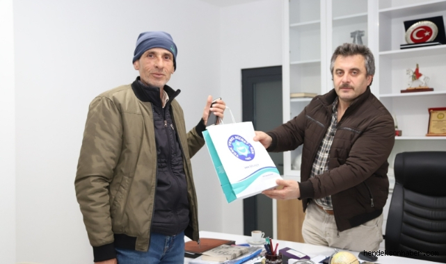 Sendika emekliliğe ayrılan üyesini unutmadı