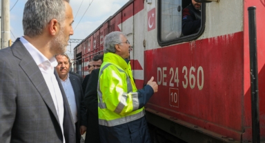 44 konteyner daha Sakarya'dan yola çıktı: 