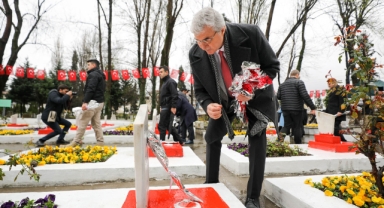 Başkan Yüce Büyük destan 108 yaşında: “Toprağı kanla sulayanlar bize yüce bir zafer hediye etti”