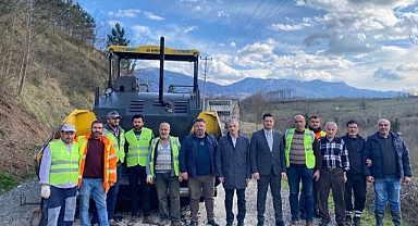 Çalışkan Muhtar İsmail Pehilivan'dan Başkan Ekrem Yüce'ye Asfalt Teşekkürü