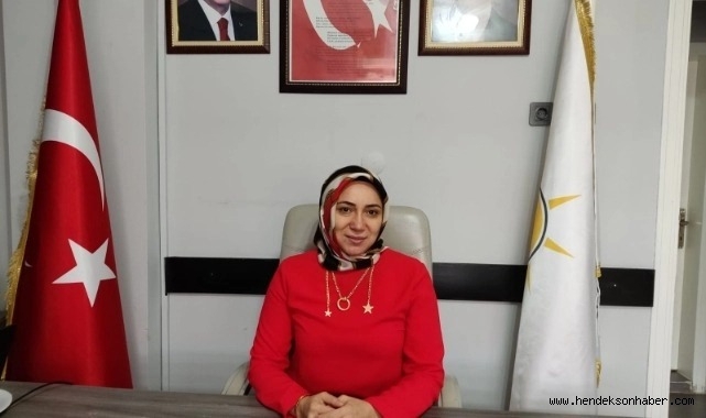 Ak Parti Hendek Kadın Kolları Başkanı Seher Namlı Dündar 8 Mart Dünya Kadınlar Gününü Kutladı