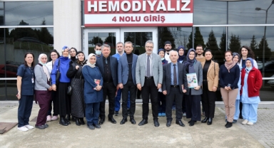 Dünya Böbrek Gününde diyaliz hastalarına ziyaret