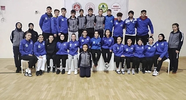 Hendek Belediyesi Karate Takımı şov yaptı