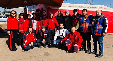 HENDEK İLÇE SAĞLIK MÜDÜRLÜĞÜ GÖNÜLLÜ PERSONELİ DEPREM BÖLGESİNDEN DÖNÜŞ YAPTI