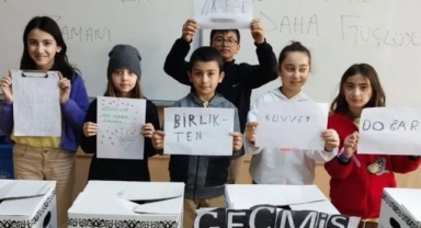 Hendek Şehit Ali Gaffar Okkan Ortaokulu Öğrencilerinden Örnek Davranış