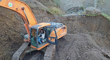  HEYELAN SONRASI ZARAR GÖREN YOLLAR ULAŞIMA TEKRAR AÇILDI