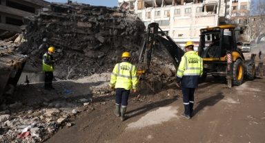 Kahramanmaraş'ın altyapısında yaralar sarılmaya devam ediyor