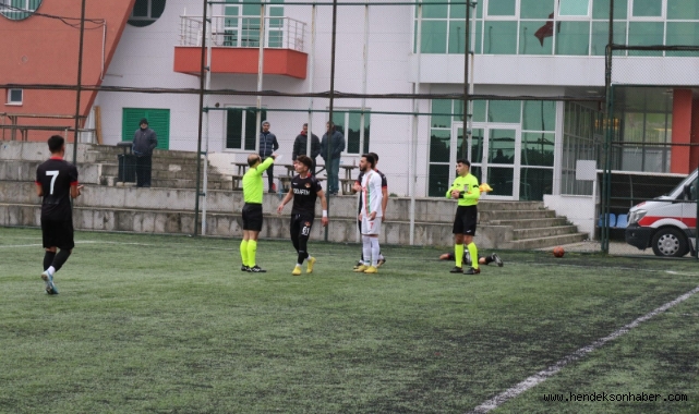 Kırmızı Kartlar Havada Uçuştu Dereköyspor 1 Puana Razı oldu