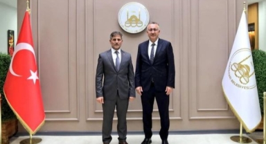 Milletvekili Aday Adayı Aziz Koç Her Yerde.