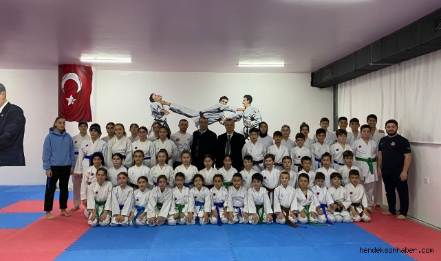 Milli Eğitim ve Halk Eğitim Müdüründen Hendek Karate Kulübüne Ziyaret