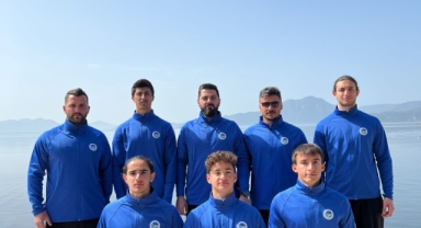 Sakarya Büyükşehirli 6 kanocuya milli davet