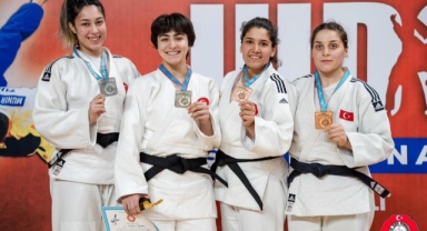 Sakarya Büyükşehirli sporcu Türkiye ikincisi oldu