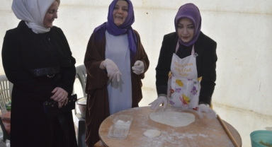 Sakaryalı Kadınlardan Depremzedeler Yararına Kermes