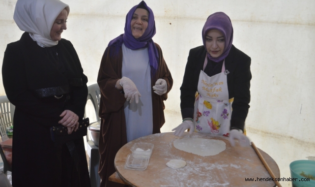 Sakaryalı Kadınlardan Depremzedeler Yararına Kermes