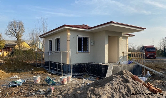 Vali Kaldırım o binayı inceledi