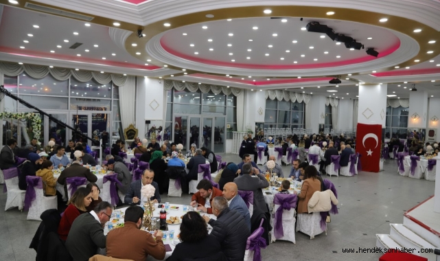 BAŞKAN TURGUT BABAOĞLU EMEKLİ PERSONELLE İFTARDA BİR ARAYA GELDİ