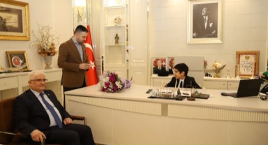 BAŞKANLIK KOLTUĞU ILGAZ ARI'NIN