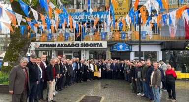 Hendek Ak Parti Bayramlaştı