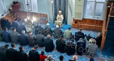 Hendek Camilerinde Bayram Coşkusu