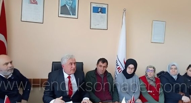 HENDEK KIZILAY'DA İSTİFA DEPREMİ 