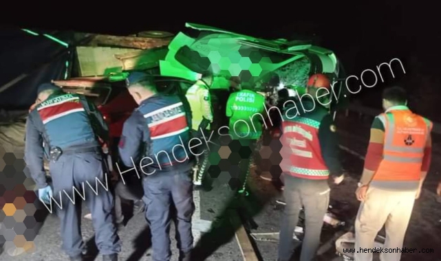 Hendek Tem İkbaliye Mevkiinde Kaza 2 Ölü 4 Yaralı