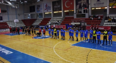 Sakarya Büyükşehir hentbol İzmir’den galibiyetle dönüyor
