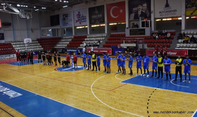 Sakarya Büyükşehir hentbol İzmir’den galibiyetle dönüyor
