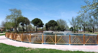 Sakarya rengârenk yüzüyle bayrama hazır