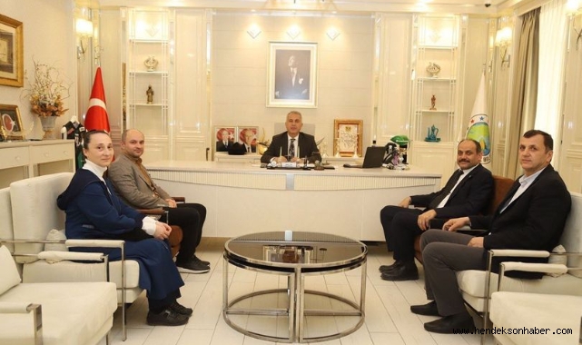 Hendek MYO Müdürü Erduman'dan İlk Ziyaret Başkan Babaoğluna