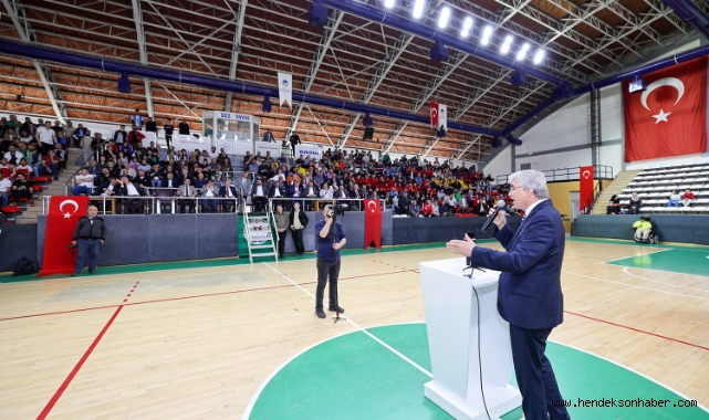 Başkan Yüce törende açıkladı: “Büyükşehir’e düşen payın yarısını spor kulüplerimize bağışlıyoruz”