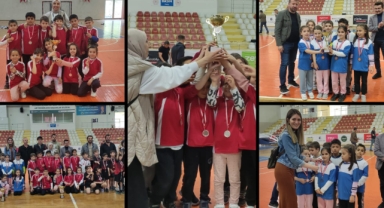 Geleneksel Çocuk Oyunları Yağ Satarım Bal Satarım Oyunları Başladı