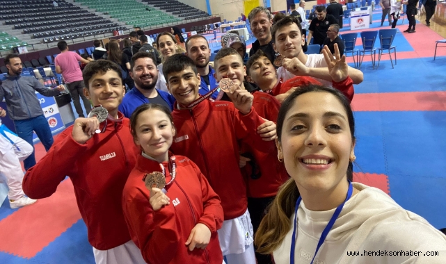 HENDEK BELEDİYESİ KARATE TAKIMI MADALYALARA AMBARGO KOYDU