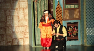 HENDEK BELEDİYESİNDEN ÜCRETSİZ TİYATRO ETKİNLİĞİNE DAVET