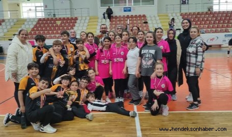 Hendek'te 5. Sınıflar Kaleli Yakan Top Yarışması Düzenlendi