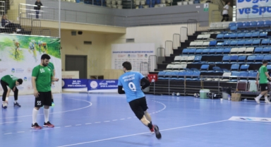 Sakarya Büyükşehir hentbol gözünü şampiyonluğa dikti: Hedef kupa!