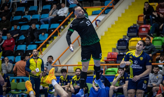 Sakarya Büyükşehir hentbol normal sezonu Ankara'da tamamlıyor