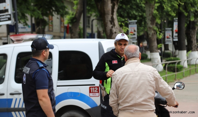 HENDEK BELEDİYESİ'NDEN MUAMMER SENCER CADDESİ UYARISI