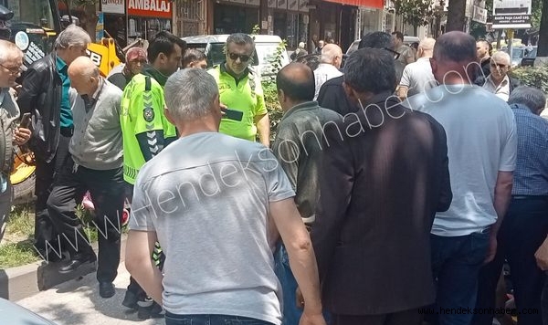 Hendek Osman Yılmaz Caddesinde Kaza 1 Yaralı