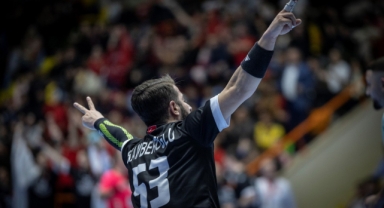 Hentbolda flaş transfer;Gol kralı Kanberoğlu Büyükşehir’de