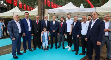 Sakarya’da bir bayram geleneği: “Bizi sevgiyle birleştiren bir bayram olsun”