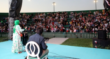 Açık Hava Sahnesi’nde eğlence dolu bir hafta sonu: Şarkılar, masallar, film gösterimi