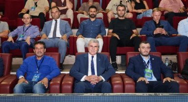 Hentbolun en iyi takımlarının katıldığı turnuva başladı