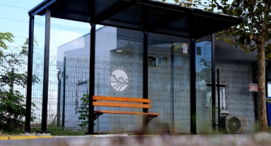 Kampüste yeni durakların montajı tamam